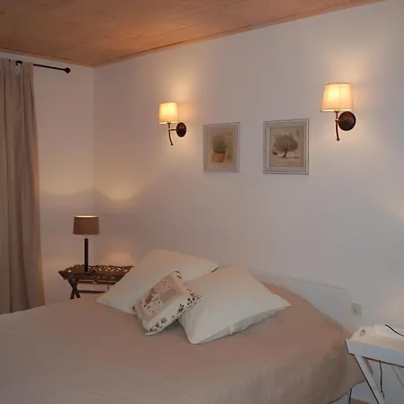 Provencal Villa, Luberon Park Villa Maubec (Vaucluse)